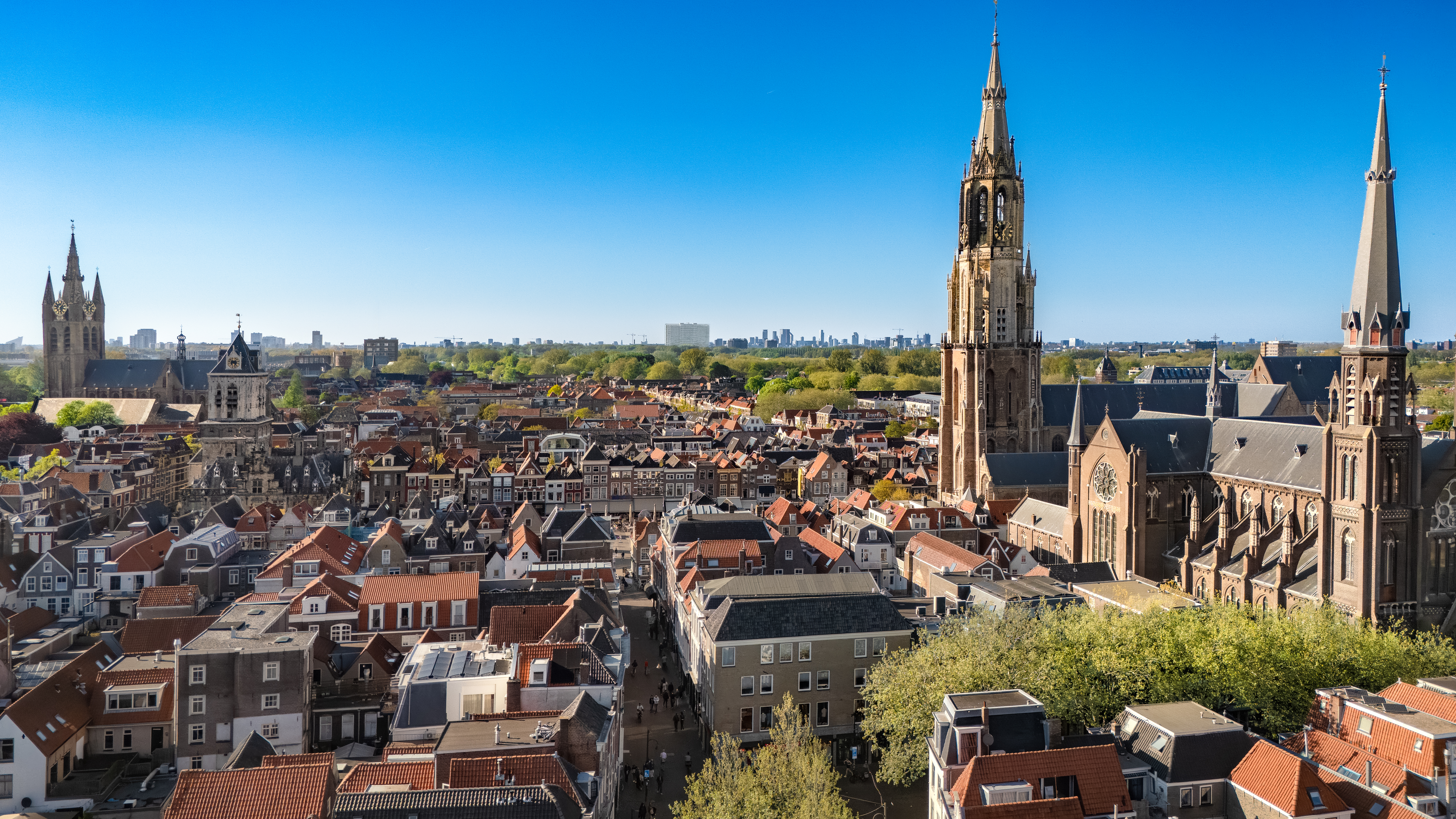 Why take a Dutch class in Utrecht or Rotterdam?