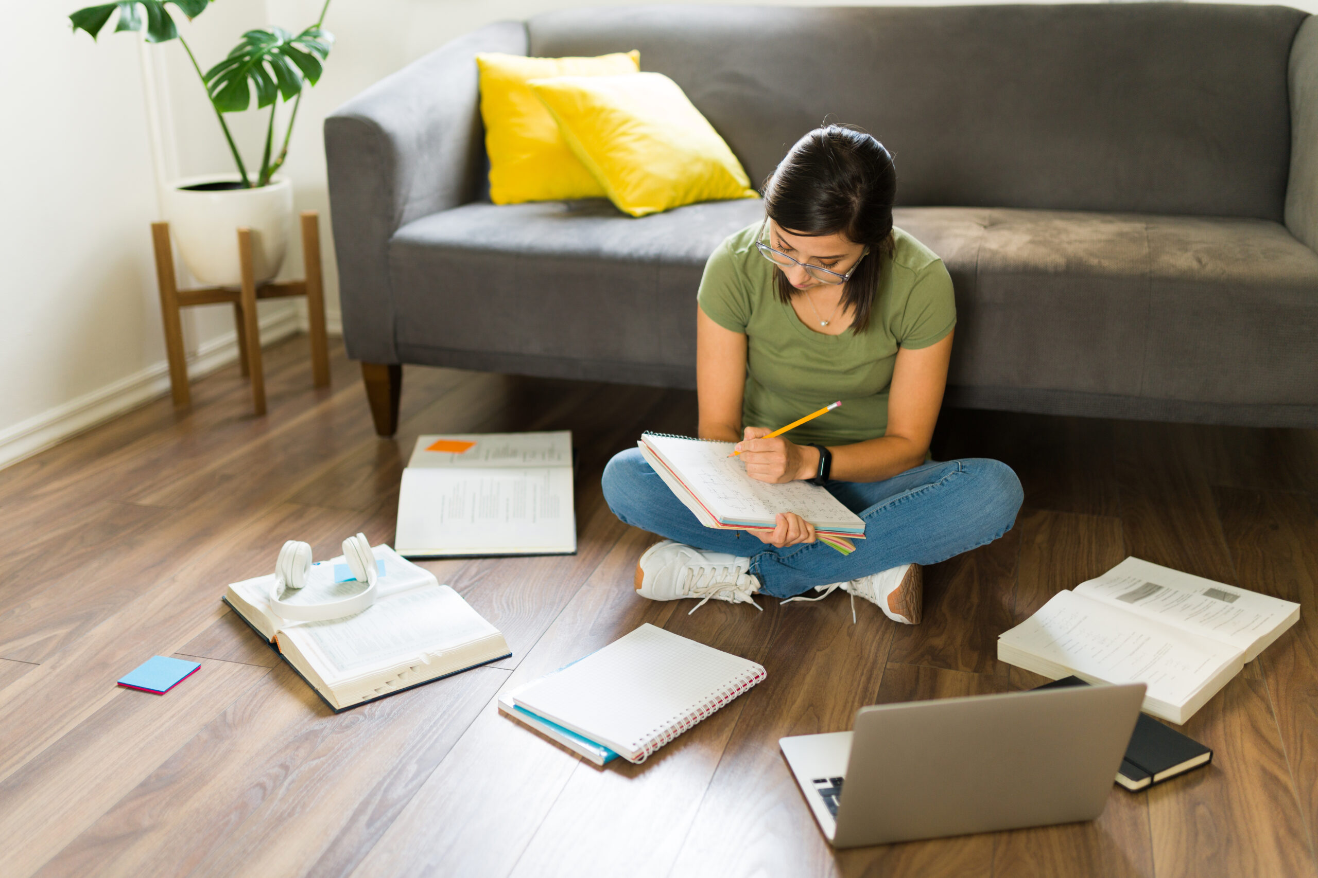 Why Evening Courses Beat Books for Learning Dutch